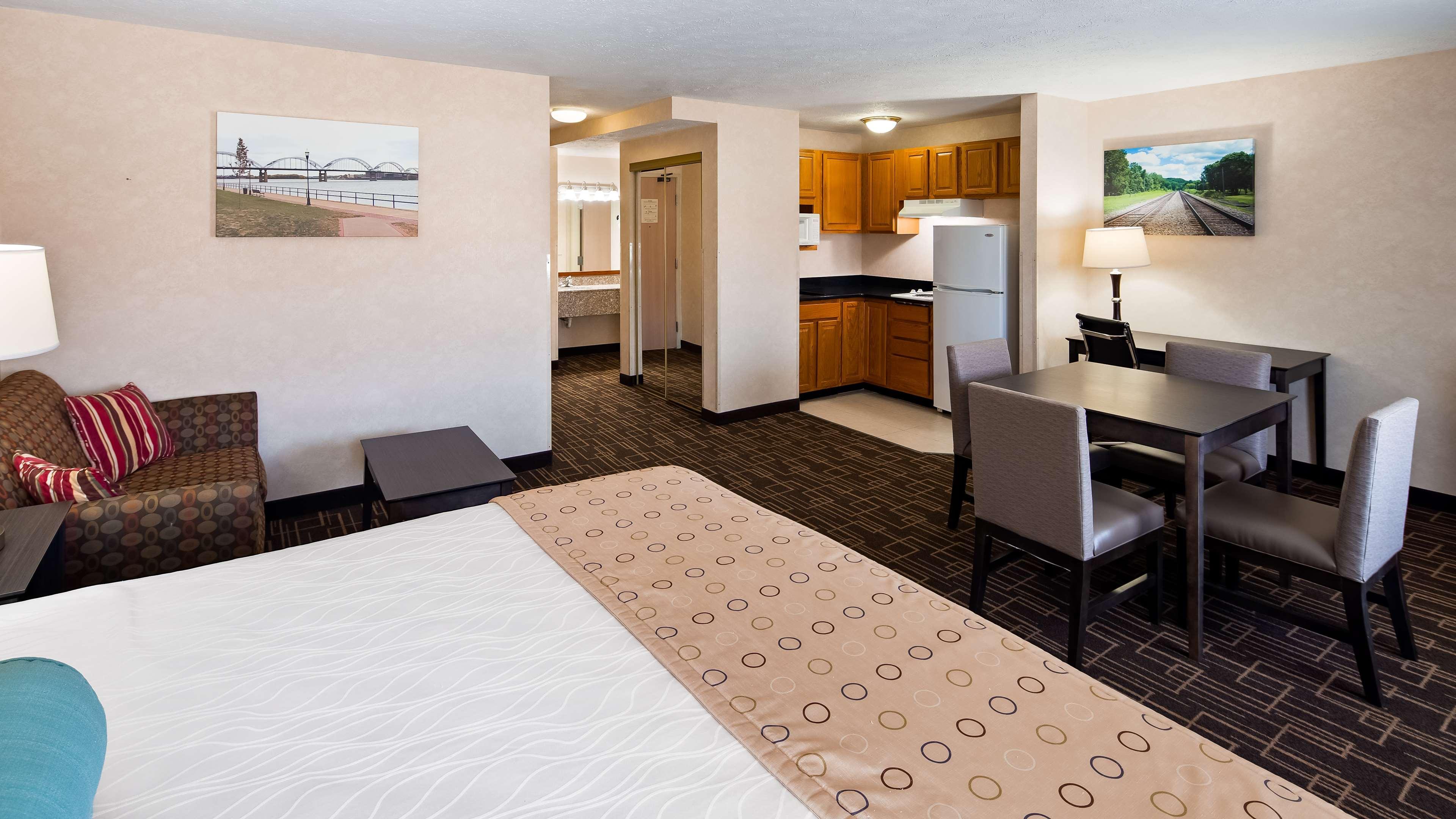 Best Western Airport Inn Moline Exterior foto